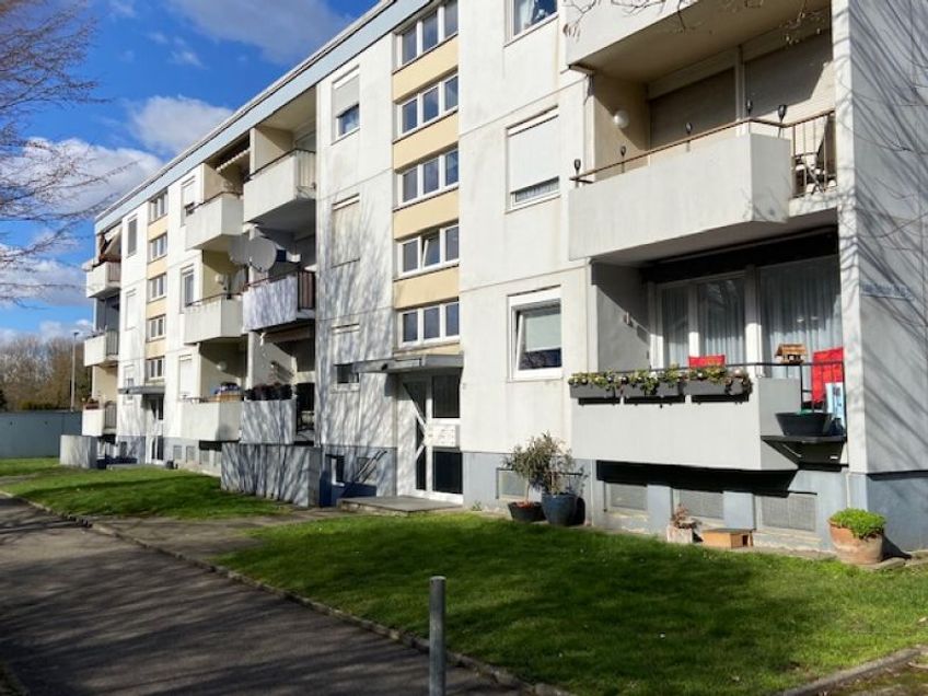 3-Zimmer-Wohnung mit Garten high quality und Balkon in Grevenbroich